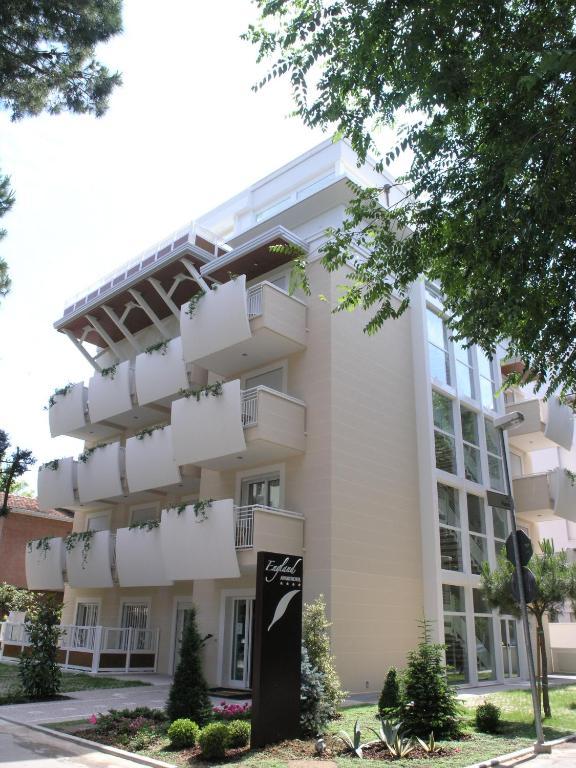 Aparthotel England Riccione Exteriör bild